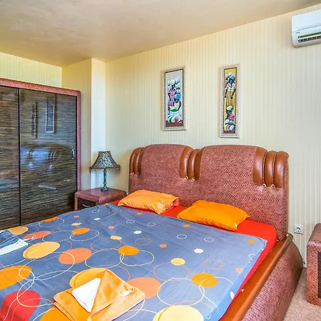 Iglika Apartment